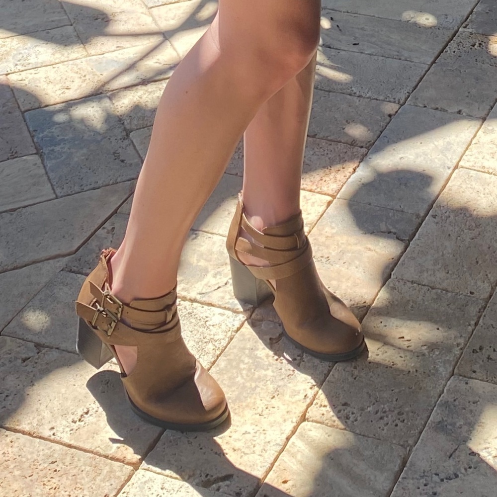 Tillys booties